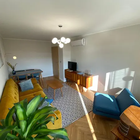 Apartament Yesterday *