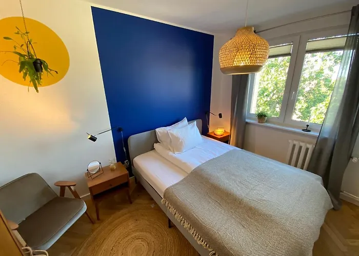 Apartament Yesterday דירה *